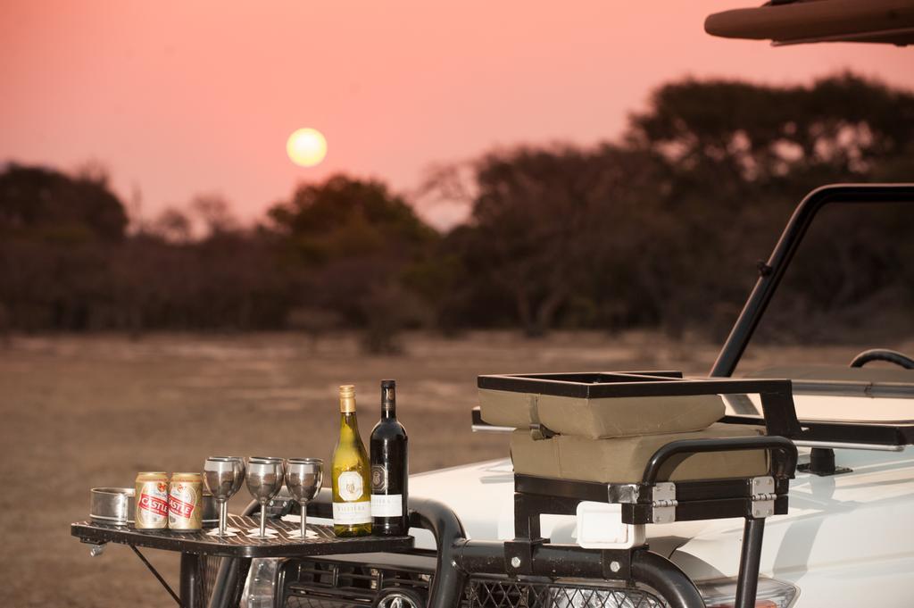 Moditlo River Lodge Hoedspruit Bagian luar foto