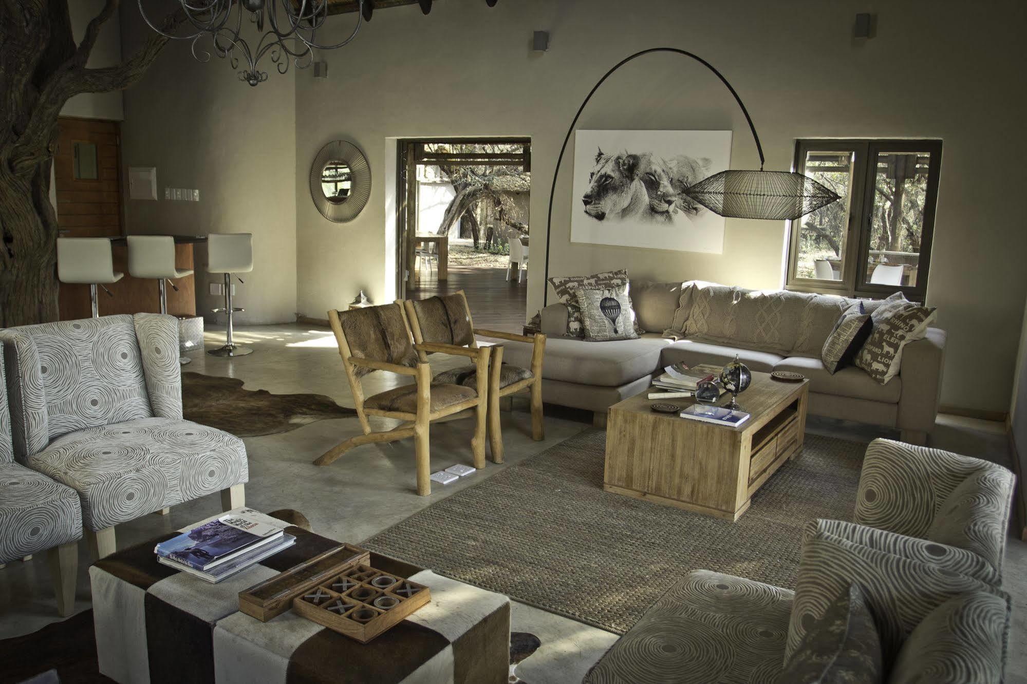 Moditlo River Lodge Hoedspruit Bagian luar foto